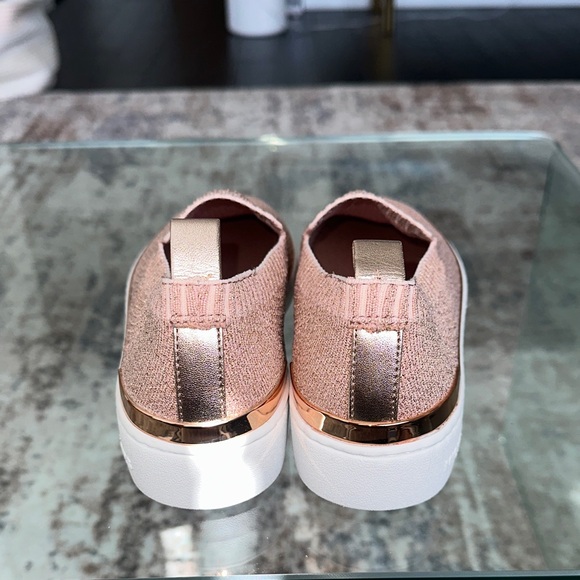 Michael Kors Women's Pink Slip-On Sneakers 7.5 - Picture 5 of 6